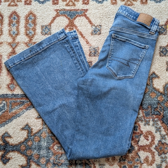 American Eagle AE Next Level Super High-Waisted Flare Jean Size 8 - Picture 7 of 8